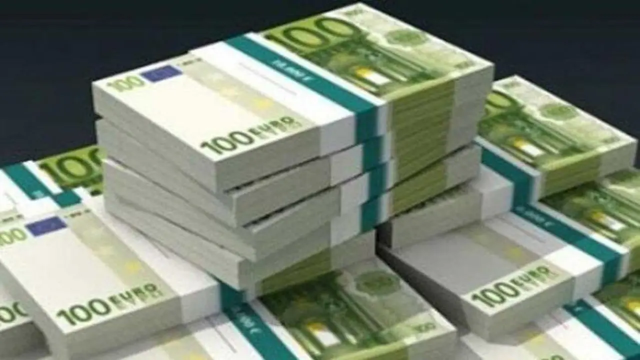 تحركات مفاجئة.. سعر صرف اليورو أمام الجنيه بالبنوك المصرية خلال تعاملات الجمعة